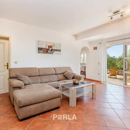 House Sea View With Pool On Krk Island, Beatiful Guest house 3*