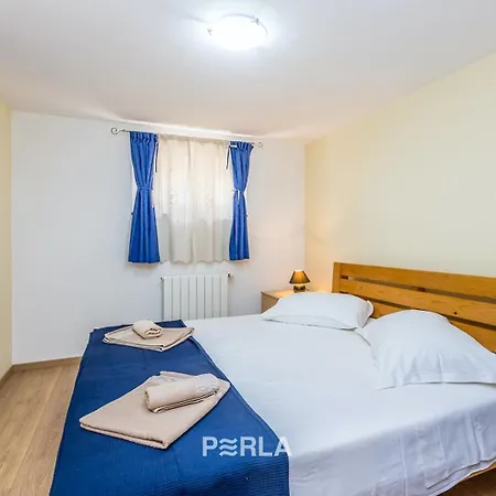 House Sea View With Pool On Krk Island, Beatiful Pensiune Vrh (Krk)