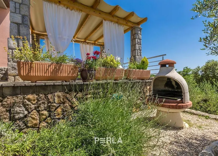 House Sea View With Pool On Krk Island, Beatiful Gasthof 3*