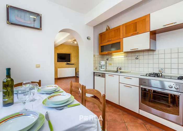 House Sea View With Pool On Krk Island, Beatiful Gasthof Vrh (Krk)